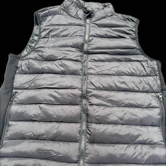 Men’s Packable vest - Picture 1 of 2